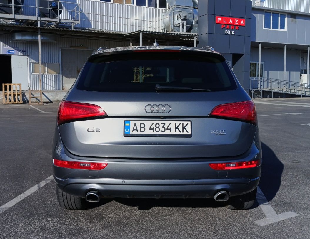 Audi Q5 Premium, чистий 2017 рік