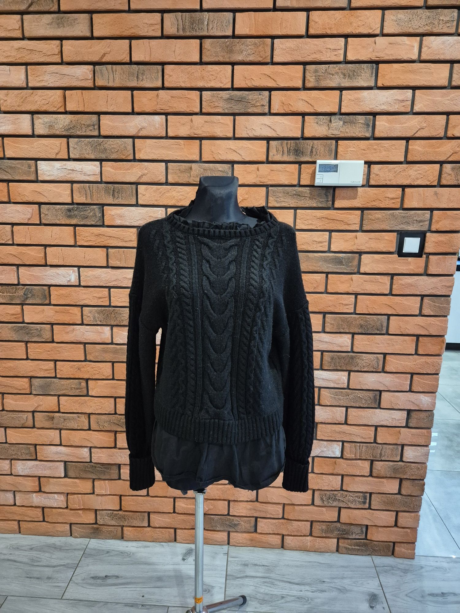 Gruby pleciony sweter