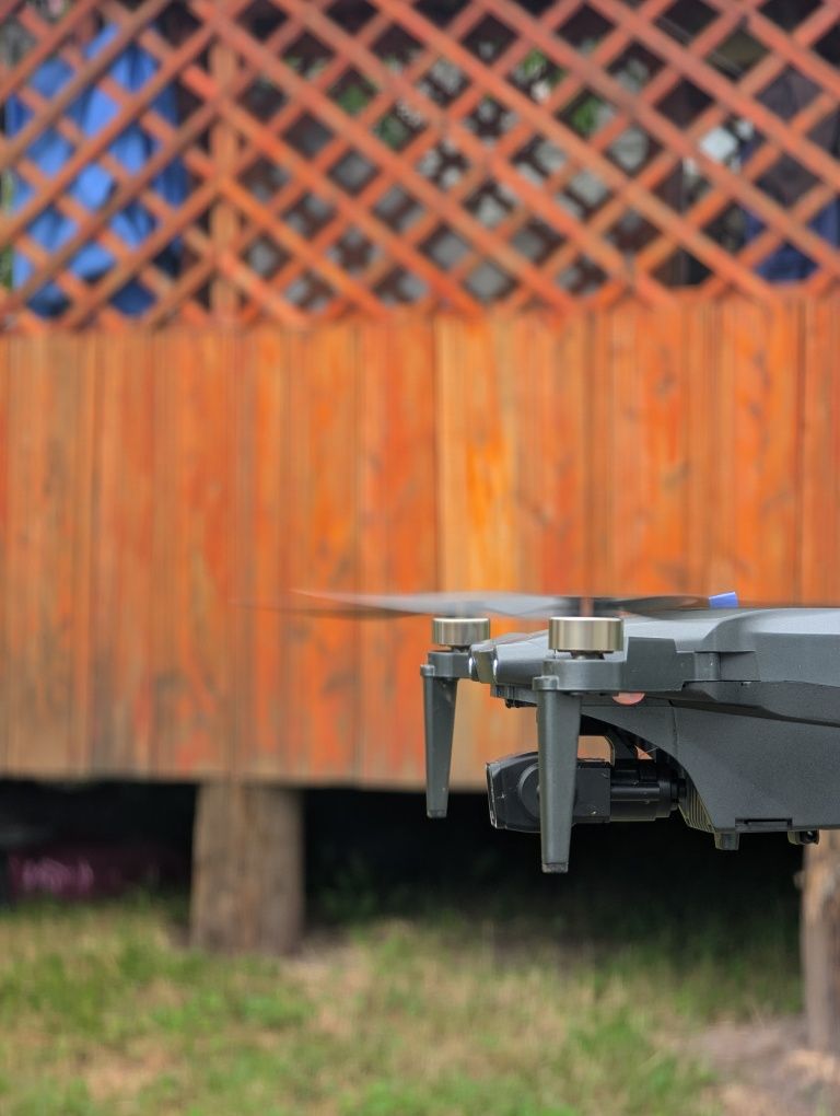 L600 pro max, дрон 3-х осьовий підвіс, запис на SD карту