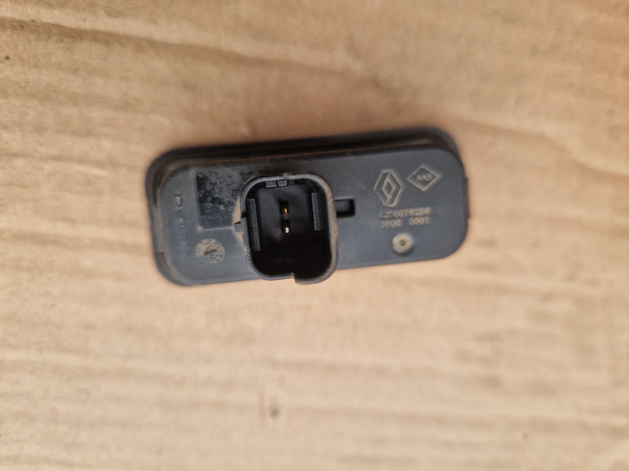 Mikrostyk klamka klapy bagażnika Renault Scenic II Megane II Laguna II