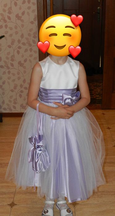 Святкова сукня для дівчинки 6-7 років