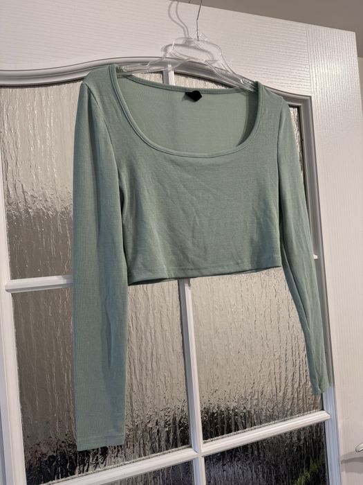 Miętowa koszulka, bluzka z długim rękawem