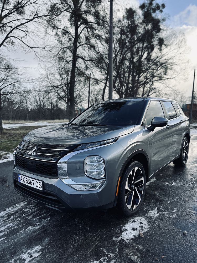 mitsubishi outlander 4 2022/2023