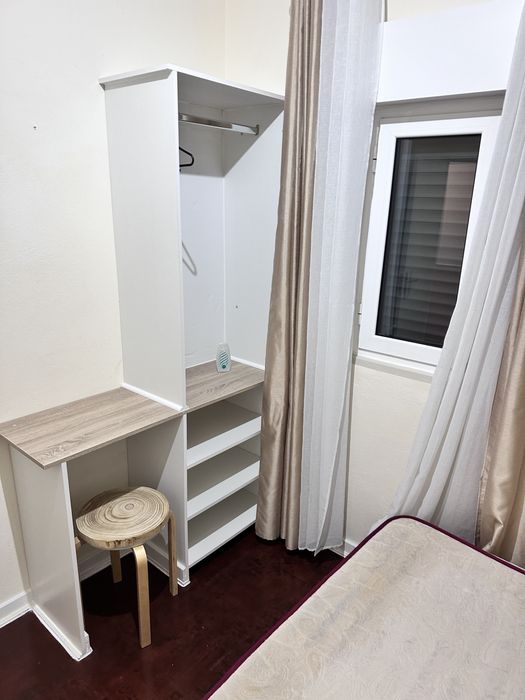 Arrendo quarto , quarto encontra -se desponivel para entrada imediata