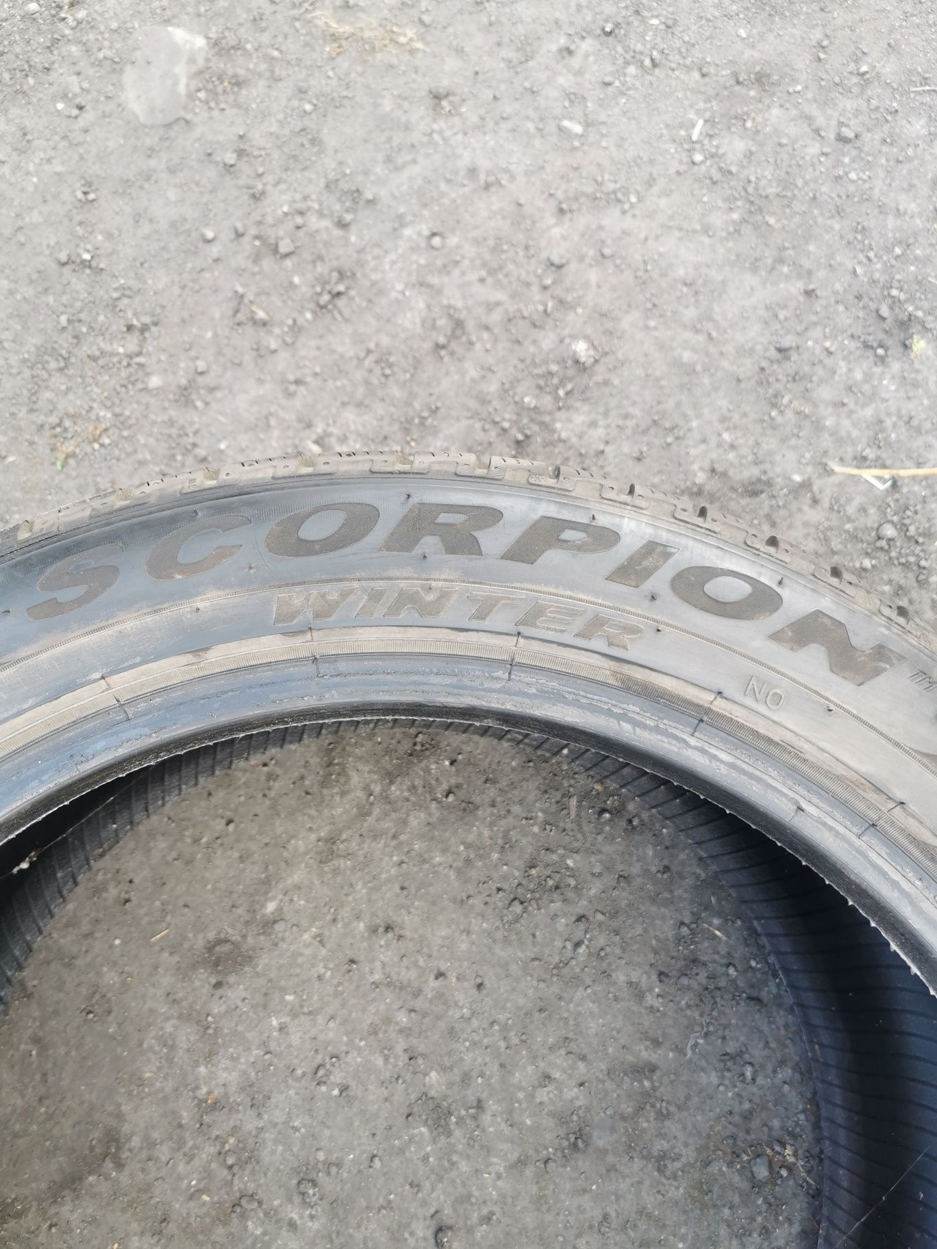 Opony zimowe Pirelli 295/40/20 106V i 265/45/20 104V porsche macan