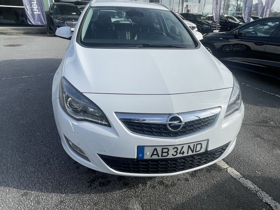 Astra Sports Tourer 1700CC