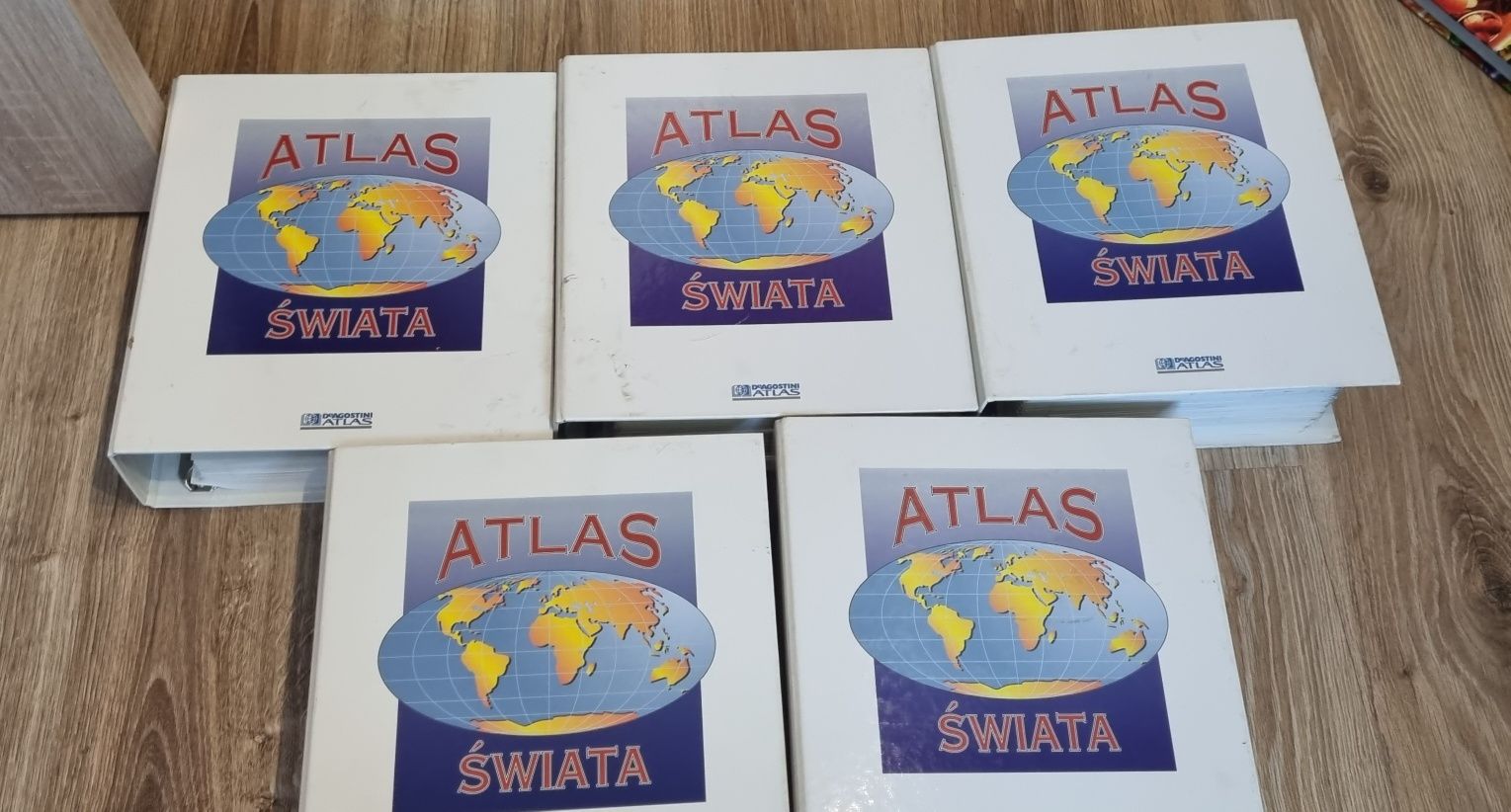 Atlas świata kolekcja