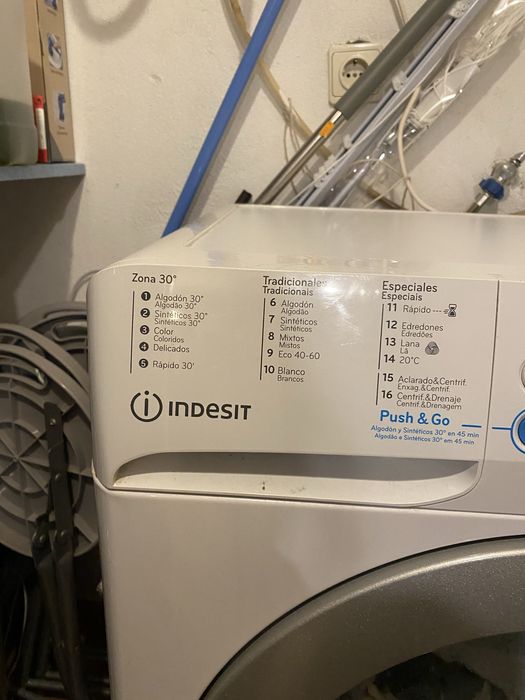 Maquina lavar roupa Indesit