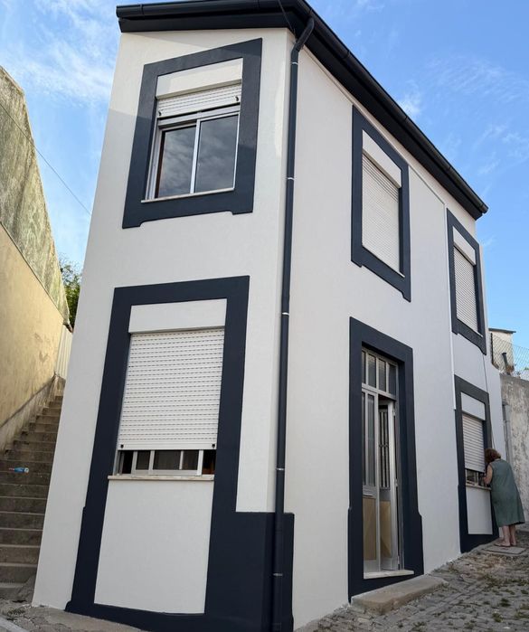 Arrenda-se casa T1 independente com pátio no Bonfim