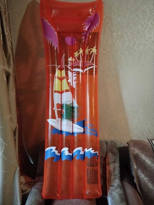 Детский надувной круг и нарукавники для плавания