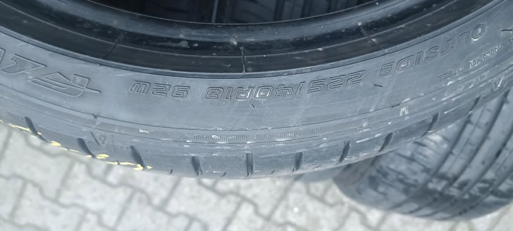 4x opony (nr.S1322) 225/40R18 92W Falken ZIEX ZE 914B