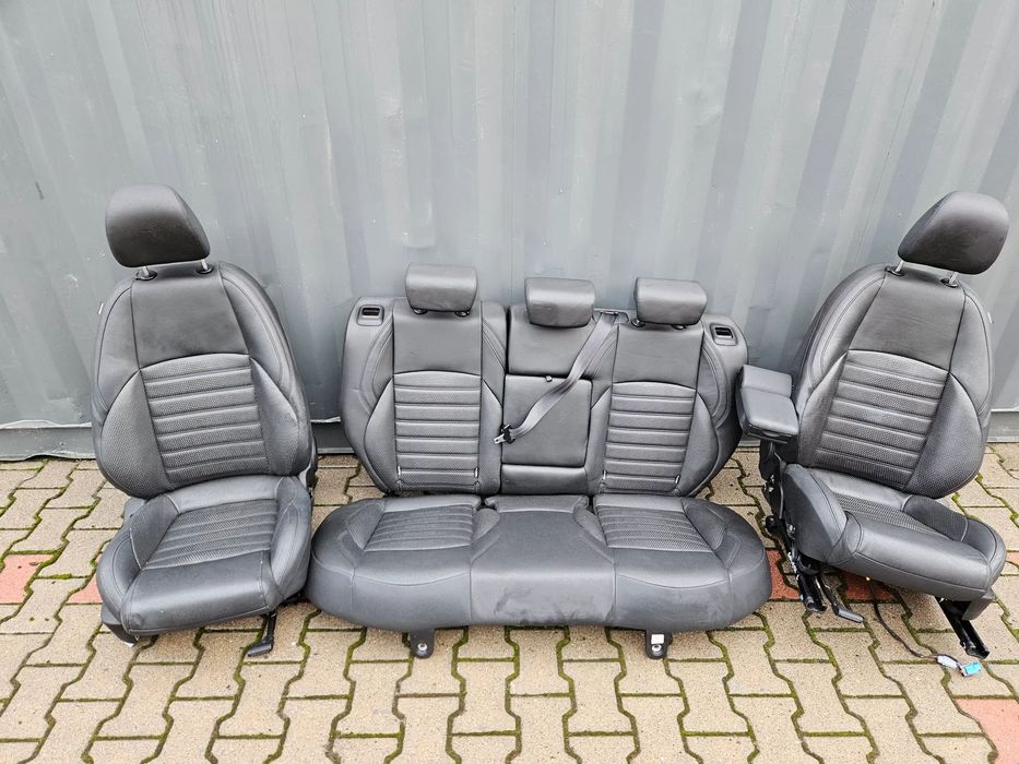 alfa romeo giulietta fotele kanapa boczki skóra