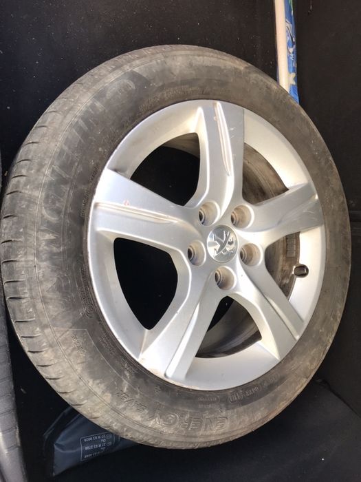 Roda 16” original Peugeot 308