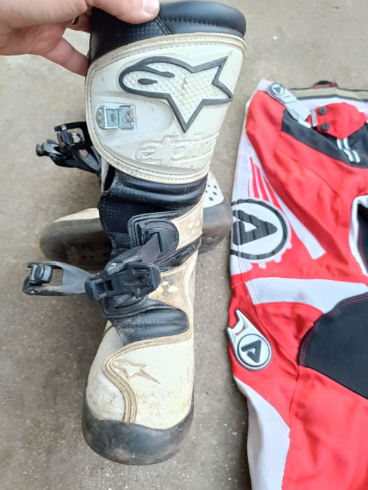 Equipamento mota de criança