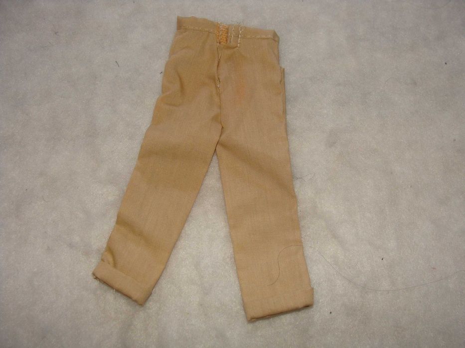 Calças Beges para Boneco Ken