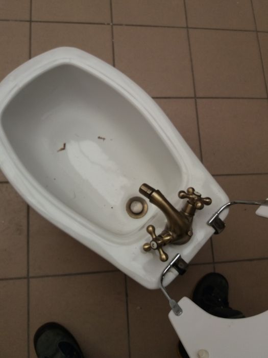 Sprzedam bidet stylowy