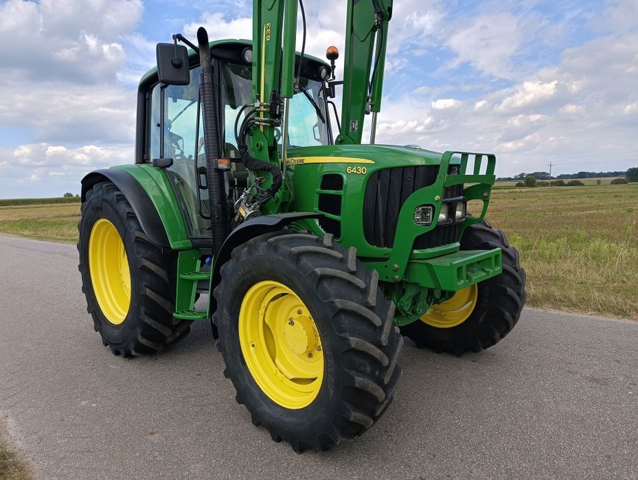 John Deere 6430 z turem John Deere 633, 6420, 6330, 6320, 6530, 6630