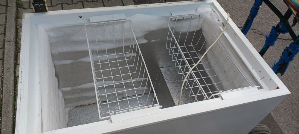 Zamrazarka Electrolux 263 litry