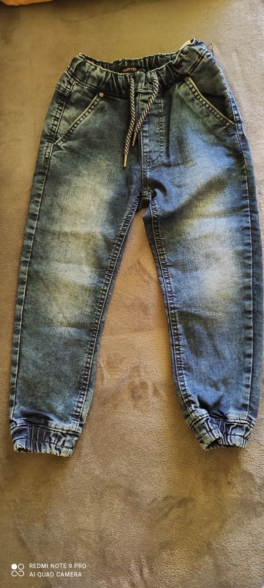 Spodnie jeansowe- Joggery r.116