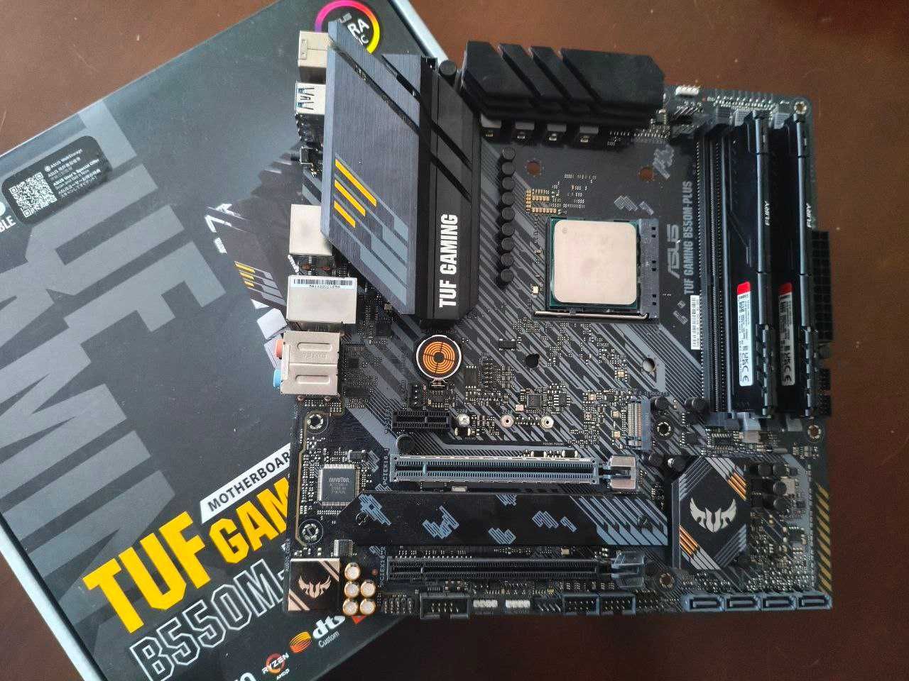 Ryzen 5 5600 6ядер-12потоков Asus b550m-plus 32gb ОЗУ (16+16) 3200