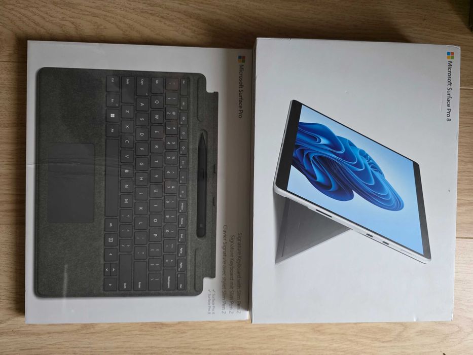 Microsoft Surface Pro 8 i7/16GB/256SSD - igła