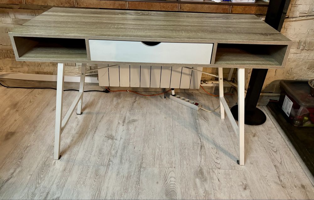 Biurko Jysk 120x48cm