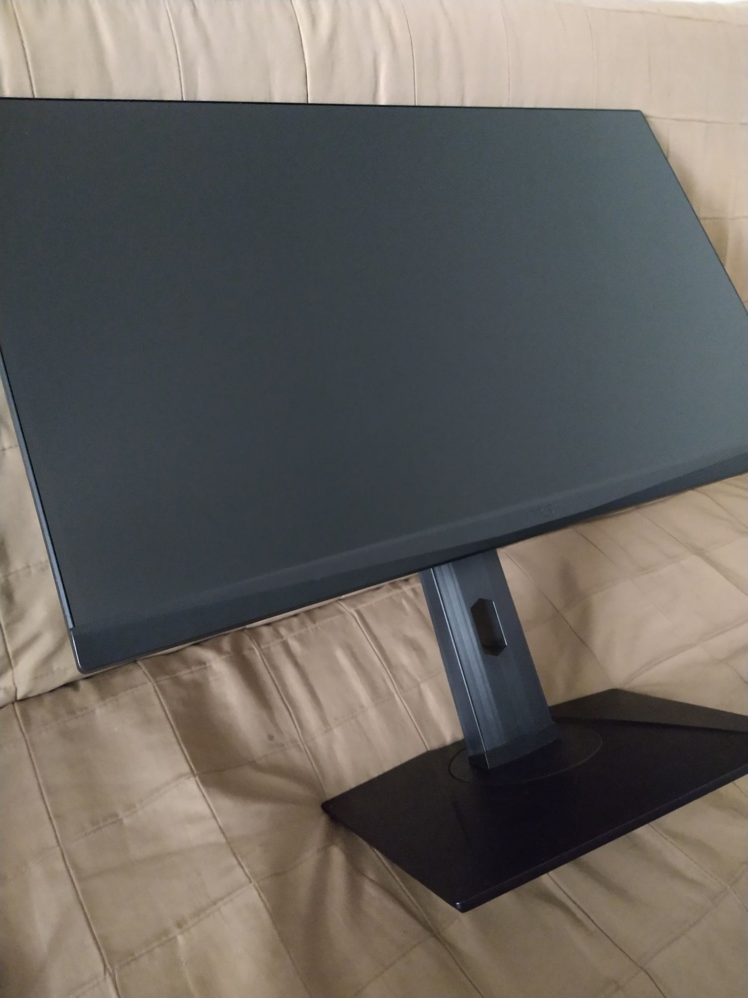 Sprzedam monitor 27' - MSI Optix G273QPF - uszkodzona matryca