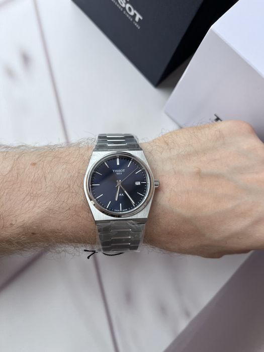 Годинник Tissot PRX T137.410.11.041.00
