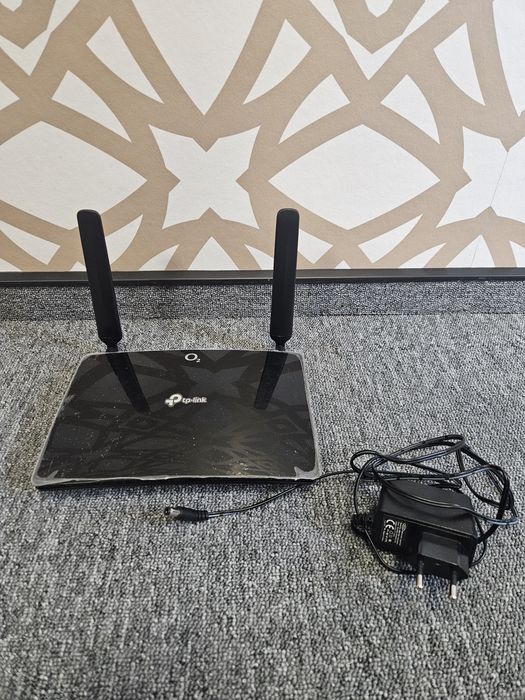 Router TP-Link MR200 LTE