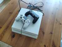 Sony PlayStation 4