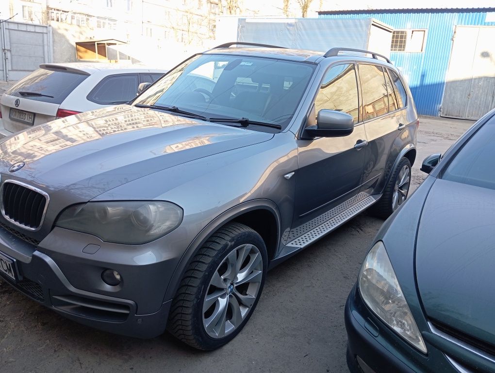 Бампер передній BMW X5 e70