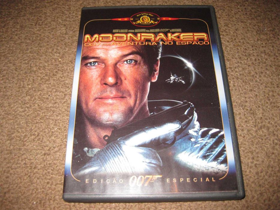 DVD "007 - Aventura no Espaço" com Roger Moore