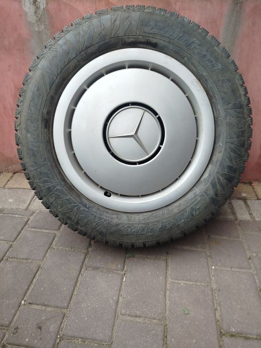 Комплект шин з дисками