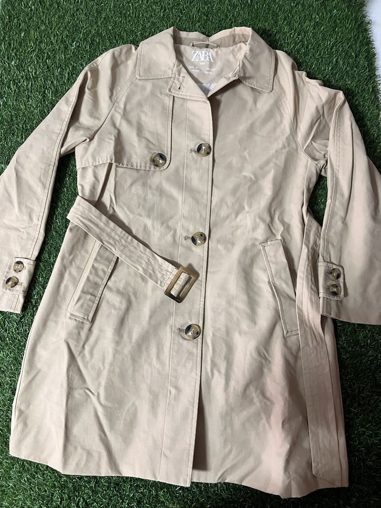 Gabardina c/ cinto Zara Kids