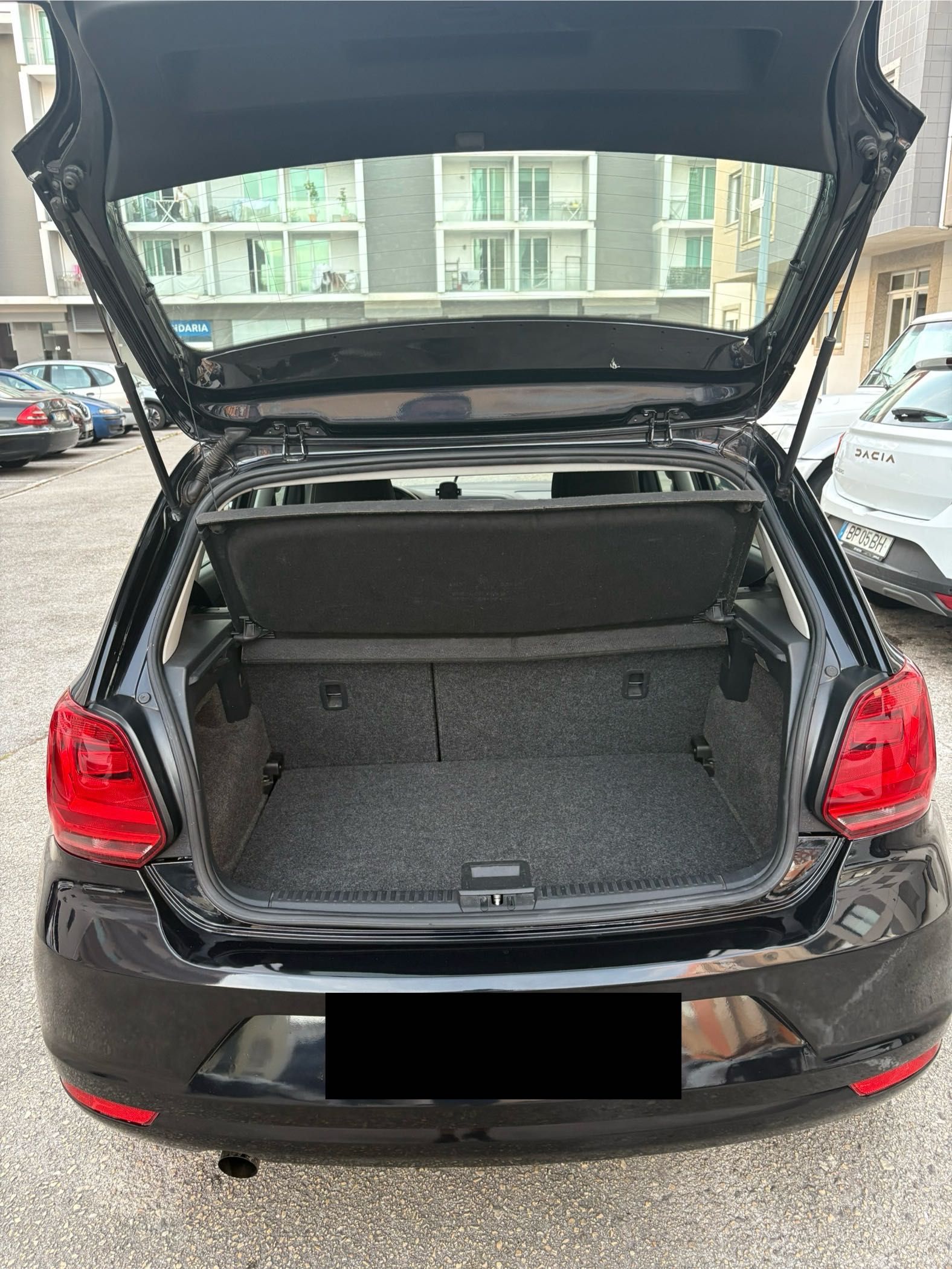 Automóvel Polo TSI Lounge