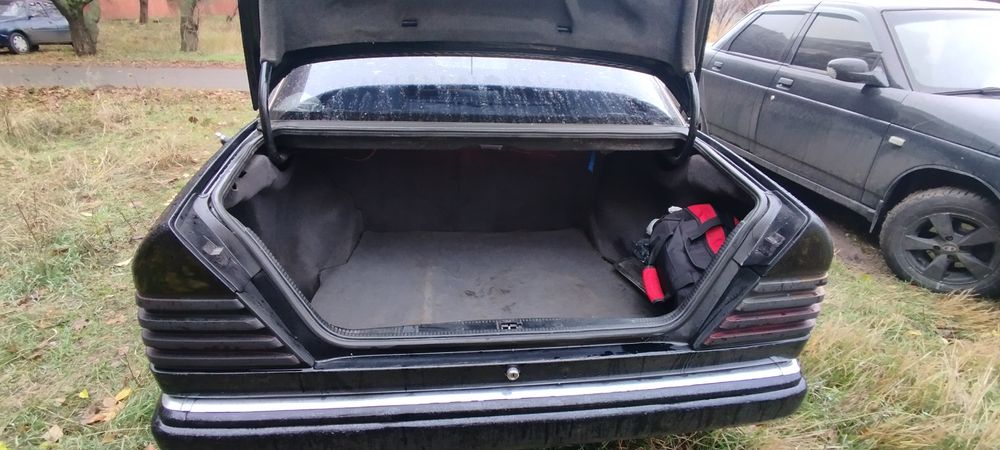 Mercedes Benz w 124 D