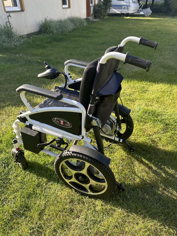 Elektryczny wózek inwalidzki Antar