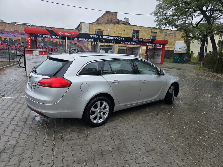 Sprzedam opel insignia w bardzo dobrym stanie