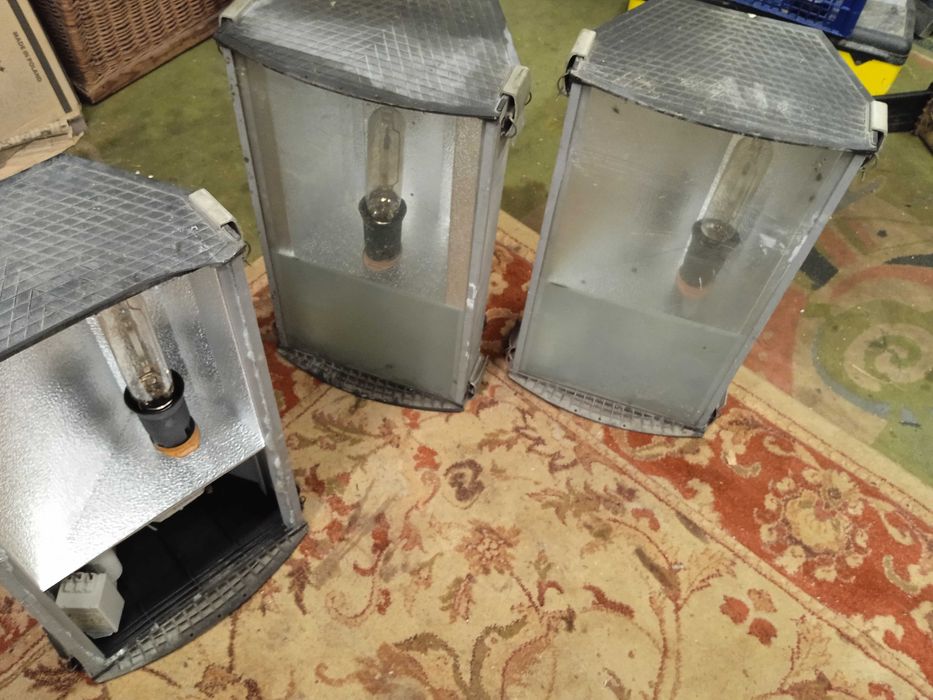 lampy przemysłowe stare