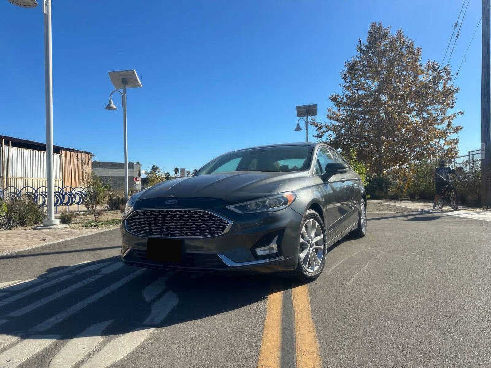 2020 Ford Fusion Energi Titanium