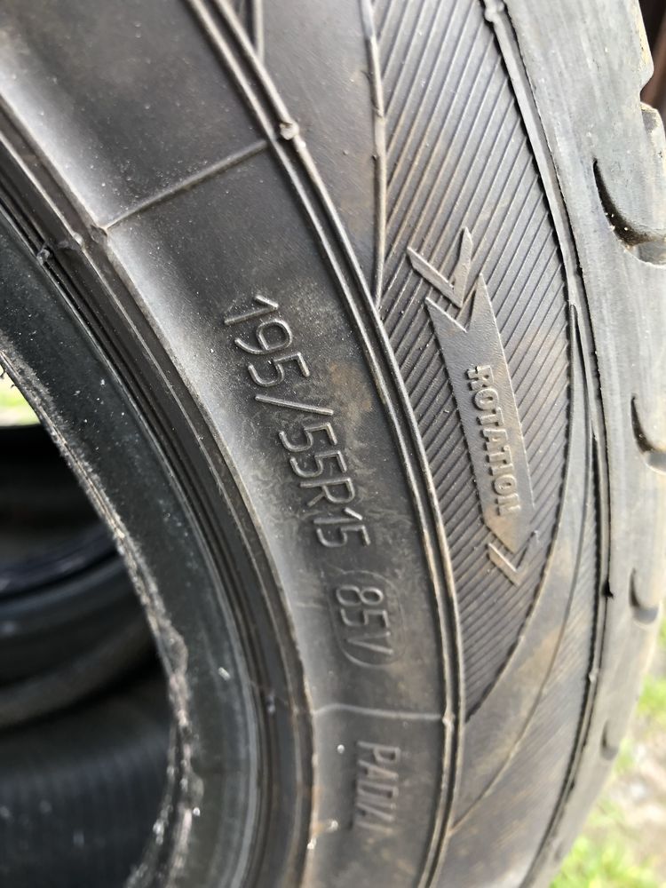 Продам 2 шини 195/55 R15 premiorri