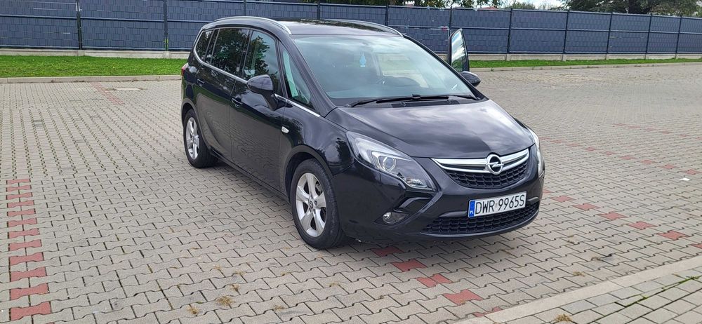 Opel Zafira 1.6 CDTi , 2014 rok . 7 osobowe.