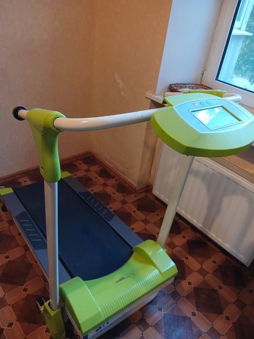 Беговая дорожка механическая