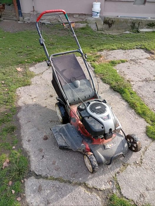 Kosiarka do trawy z napędem