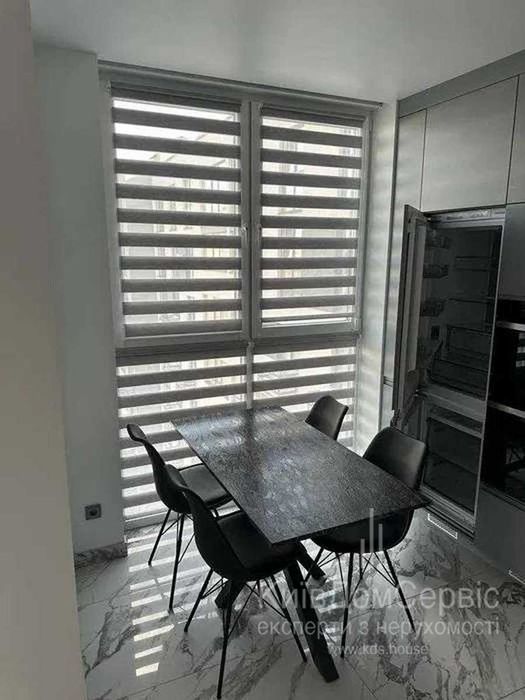 продам 3 кімн квартиру 107 м² з ремонтом ЖК Кампус Солом'янський