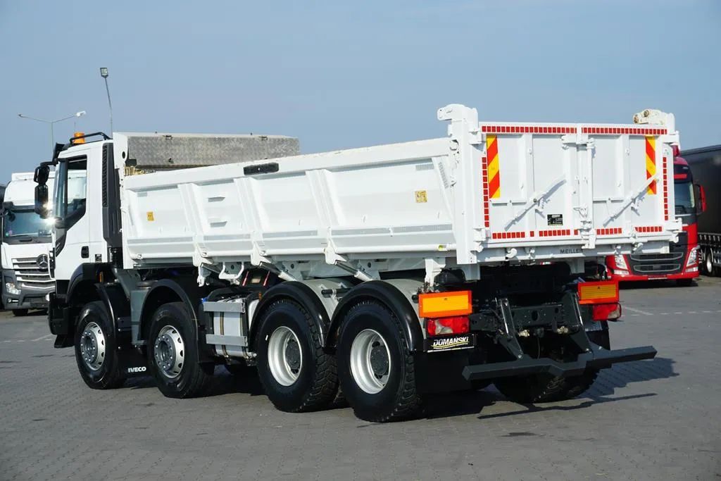 Iveco / TRAKKER / 480 / E 6 / WYWROTKA / 8 X 4 / HYDROBURTA / RETARDER