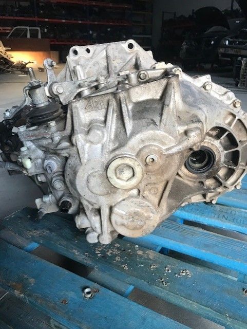 Caixa de Velocidades Toyota Avensis 1.6 D