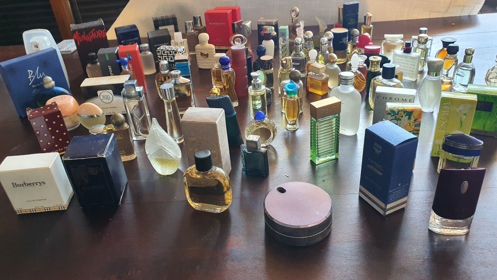 Vendo ou troco miniaturas de perfumes