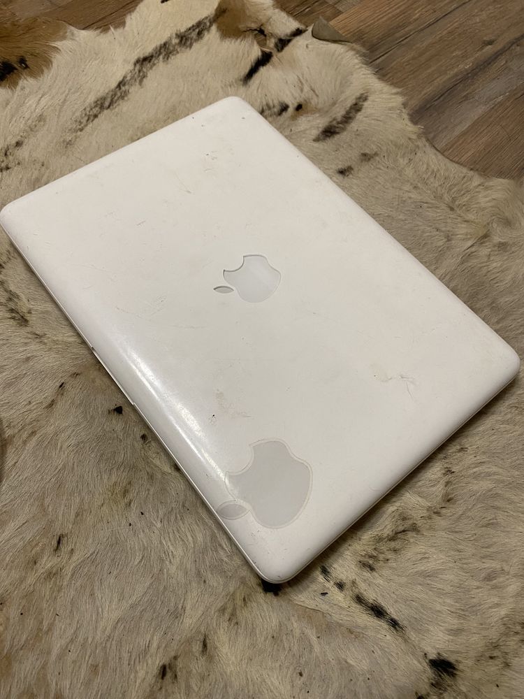 Macbook 13 (А1342)