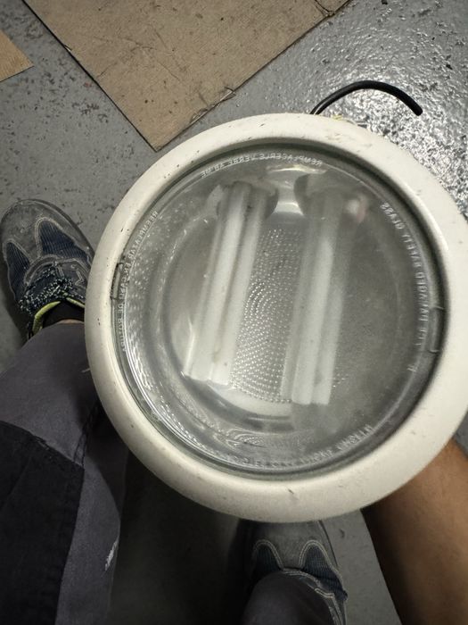 4 U.N Luz de cozinha (aplique)